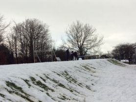 Break & Lunch snow fun! ⛄️ ❄️ 